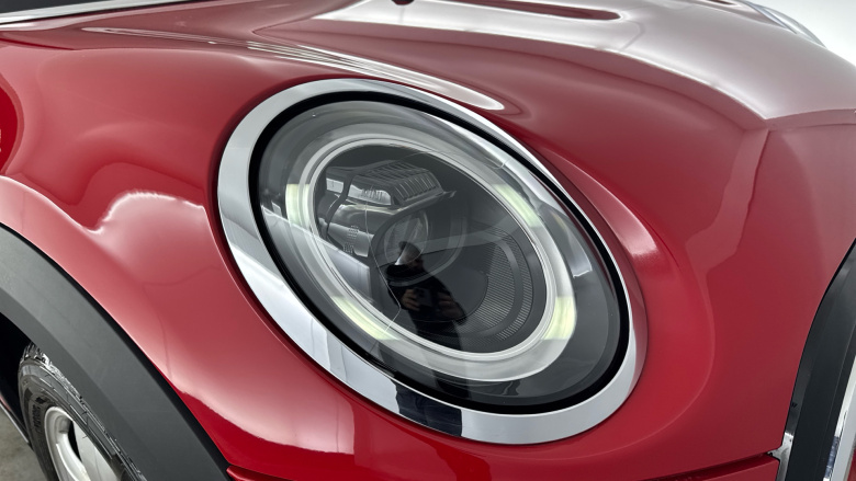 MINI Hatchback 1.5 Cooper Classic 5dr Petrol Hatchback